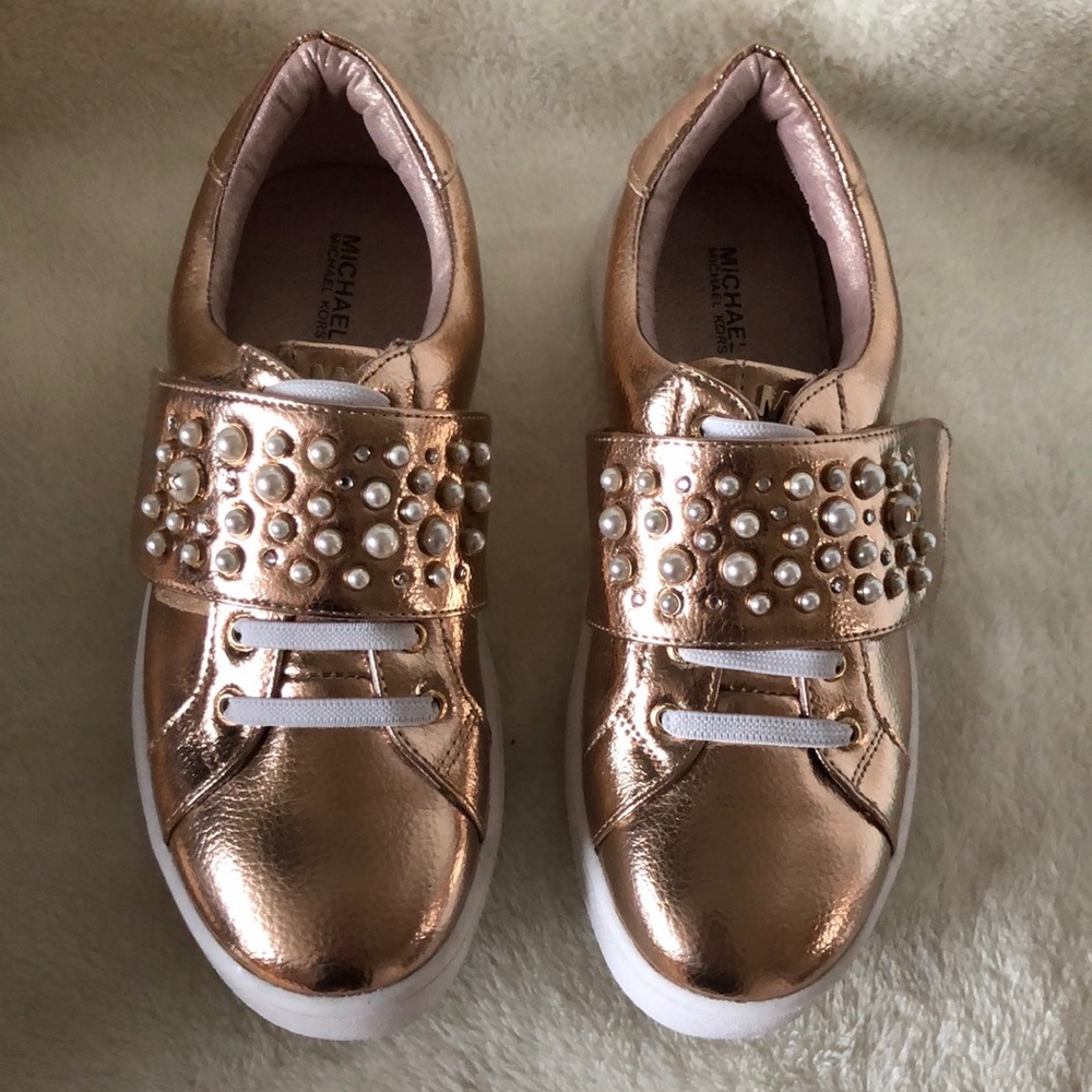 NWOT Michael Kors Velcro slip-on sneakers